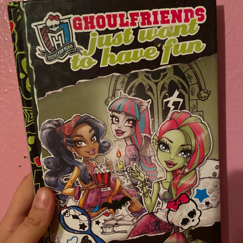 Monster High Ghoulfriends Book - Multicolor
